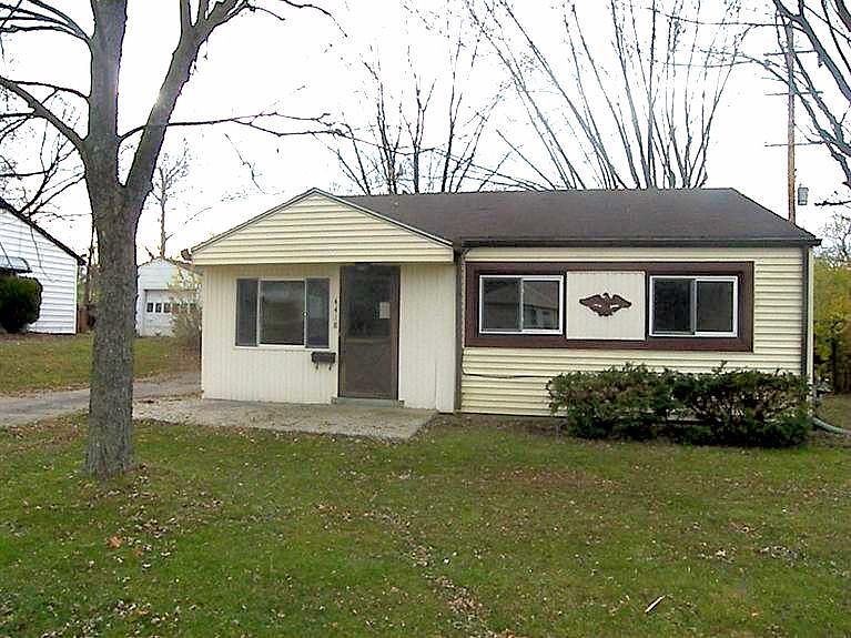 1st image of 4418 Curundu Ave