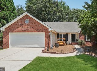 1535 Smoke Hill Dr, Hoschton, GA