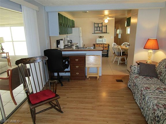 2nd image of 3132 Pluto Cir