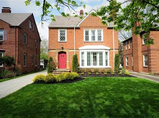 3706 Glencairn Rd, Shaker Heights, OH