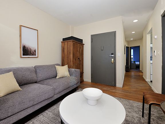 2nd image of 356 W 37th St APT 2