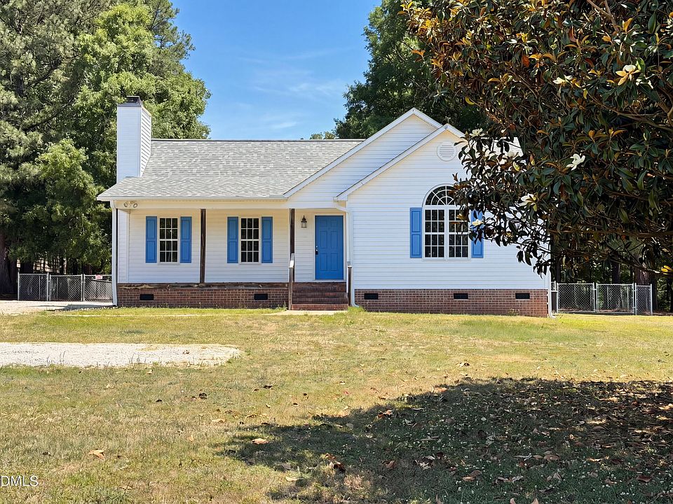 1st image of 127 Carrie Dr