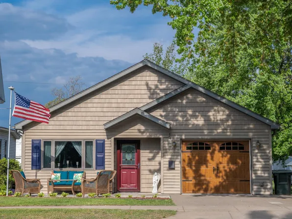 215 Harriman Ave N, Amery, WI 54001