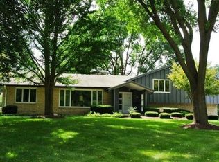 13405 Wrayburn Rd, Elm Grove, WI 53122