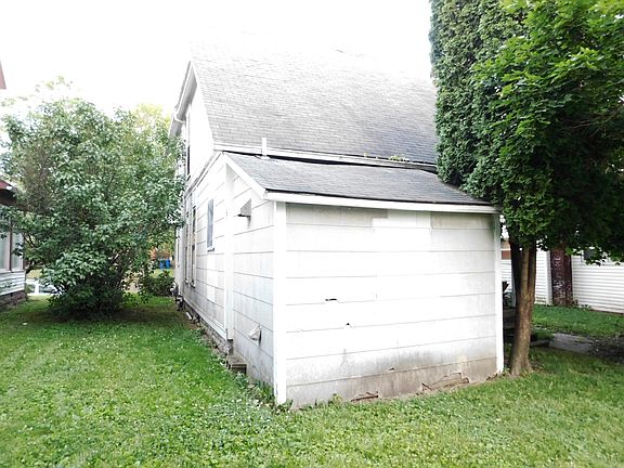 2nd image of 525 N West Ave