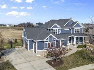 1115 Guinness St, Waunakee, WI 53597