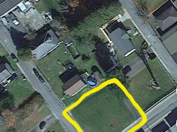 Main St, Rainelle, WV 25962