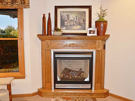 4th image of 306 Driftwood Dr