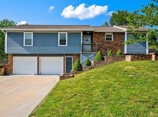 612 Loran Ln, Raymore, MO 64083