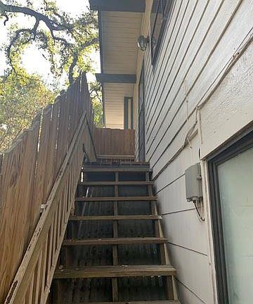 3rd image of 212 S Winston Ln