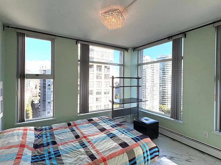 1008 Cambie St #2005 — Photo 9