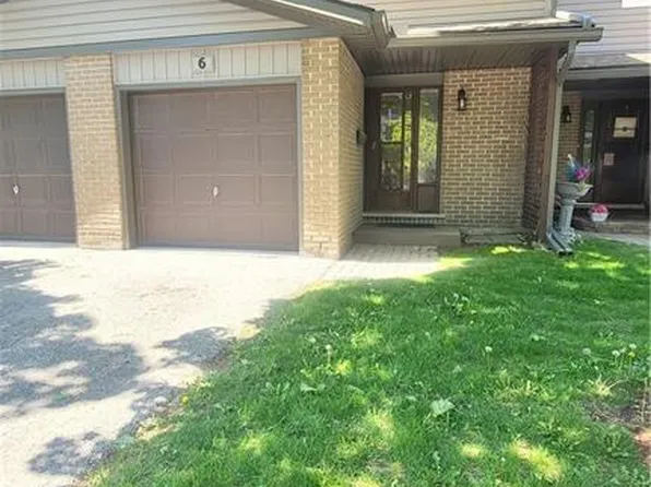 46 Cedarwoods Cres #6, Kitchener, ON N2C 2L7