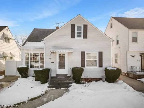 8011 Bertha Ave, Parma, OH 44129