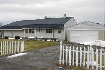 1st image of 163 Goings Ln SW