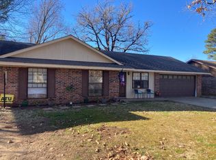 610 Estate St, Clarksville, AR 72830