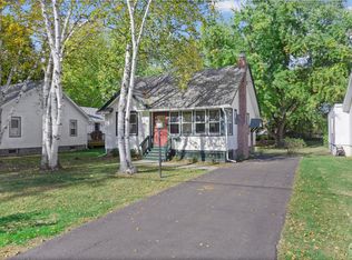 53 Van Dyck St, Coxsackie, NY