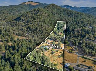 2889 Forest Creek Rd, Medford, OR 97530
