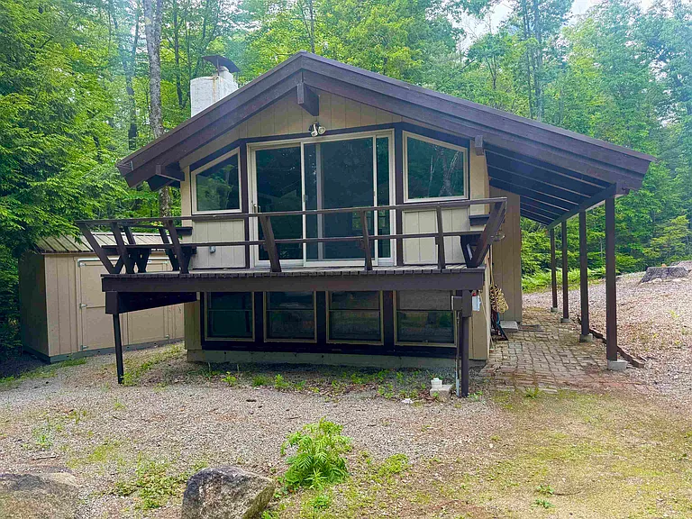 314 Old Bartlett Rd — Photo 1