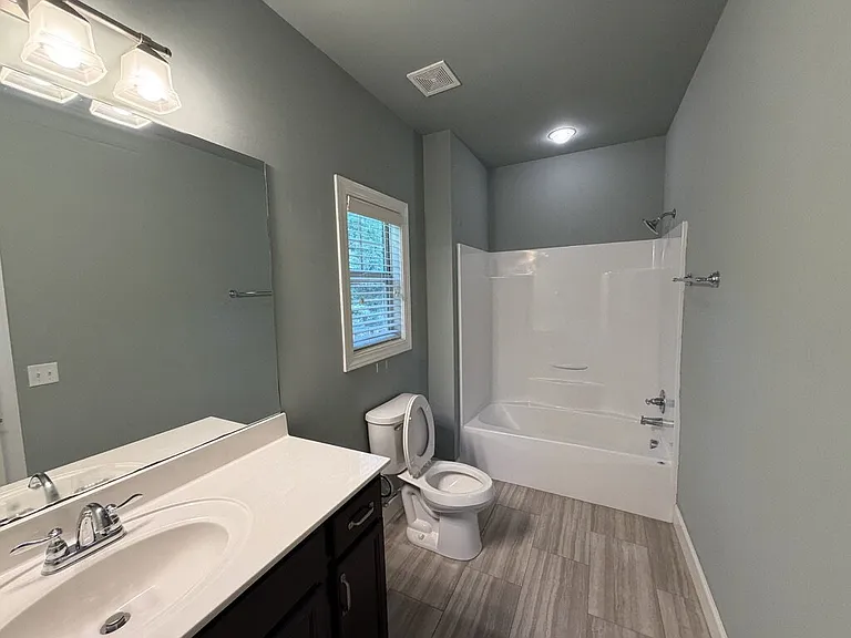 634 Cooper Sq — Photo 14