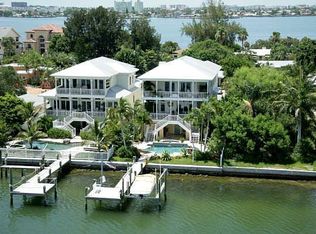 646 Boca Ciega Isle Dr, Saint Pete Beach, FL 33706