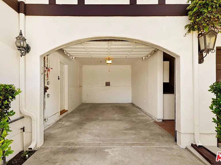 5237 San Feliciano Dr — Photo 39