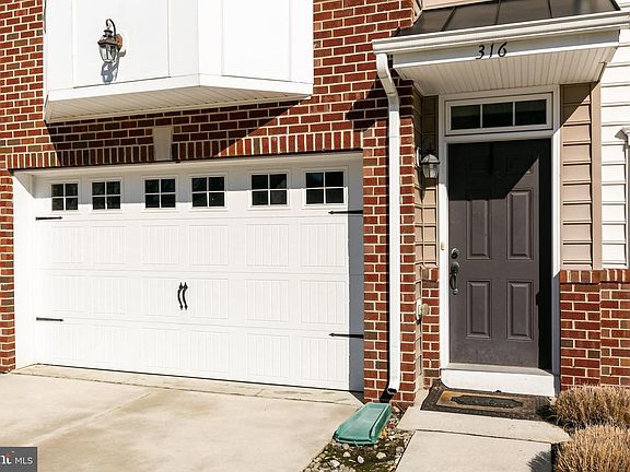 3rd image of 316 Dogwood Dr #316