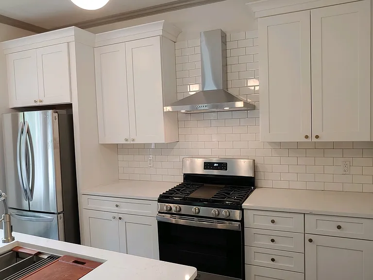 242 Ashland Ave #1 — Photo 2