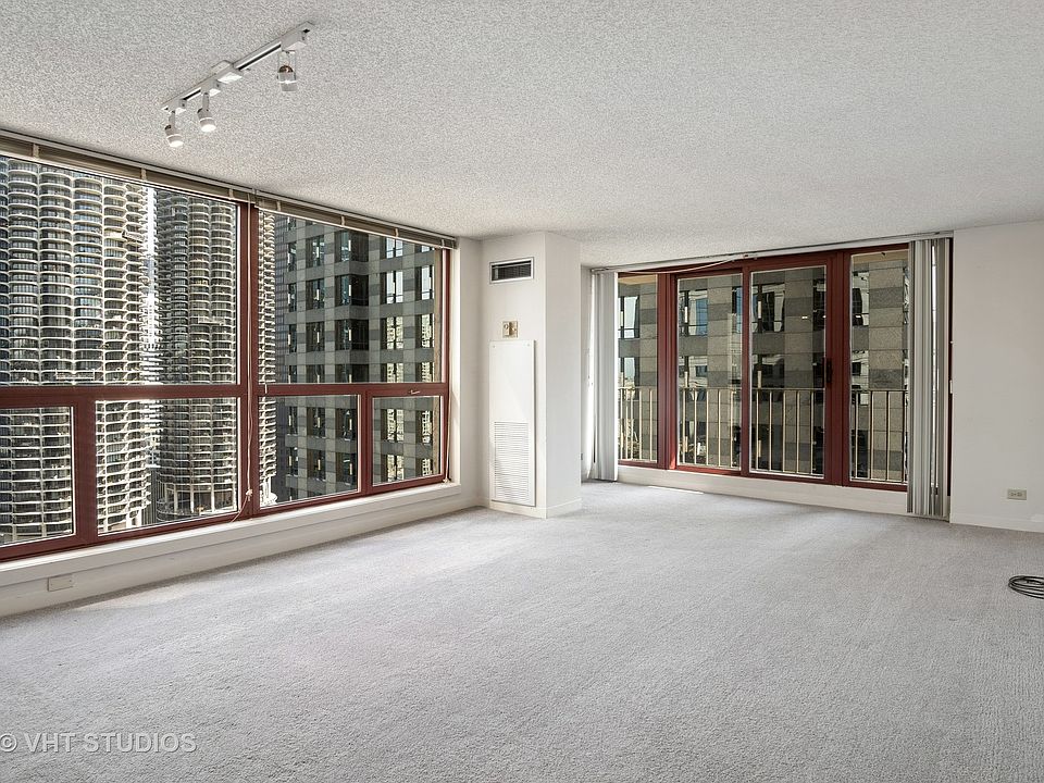 1st image of 200 N Dearborn St Unit 3306