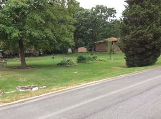 76 Cronin Ave, Justice, IL 60458