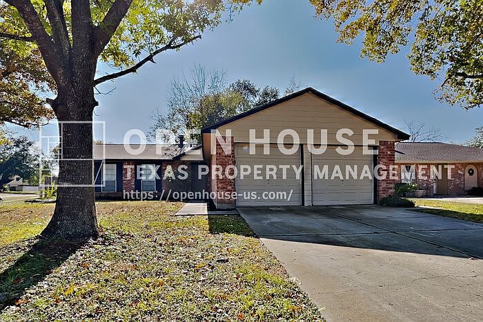 1st image of 14203 Cornelia Dr