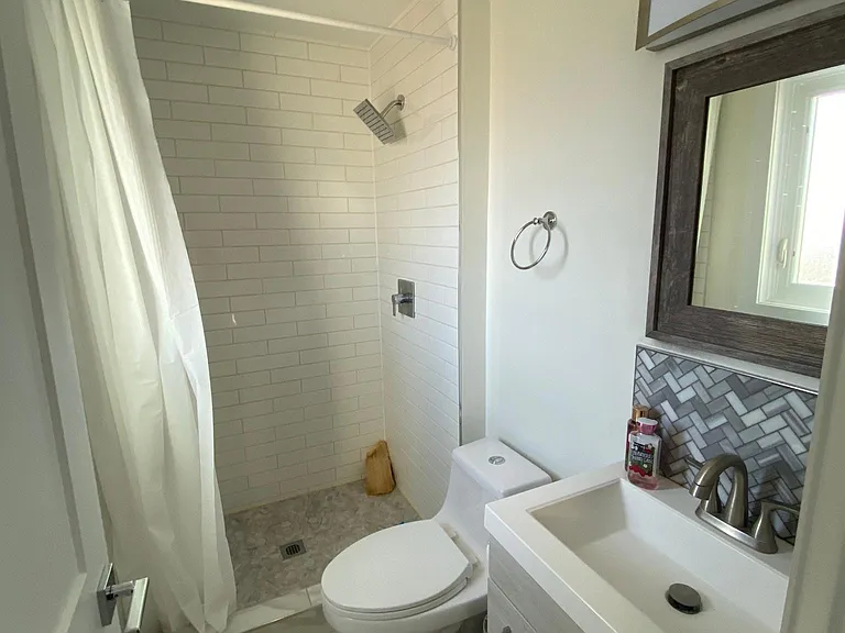 8828 N Grace Ave #2 — Photo 13