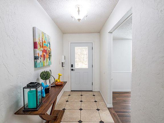 4th image of 4401 Shady Ln