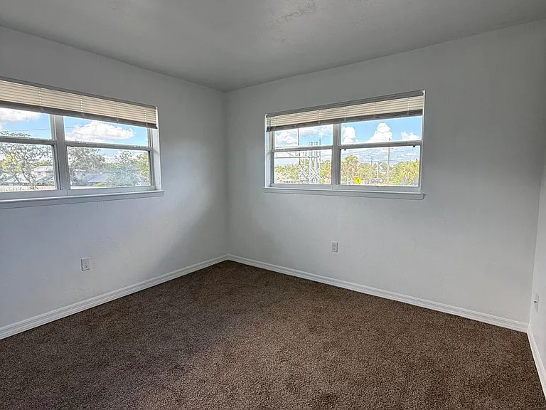 1432 Parkway Dr #6B — Photo 10