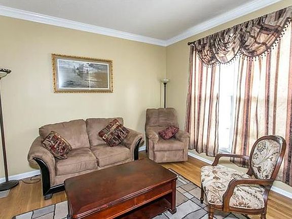 2nd image of 12746 Flint Ln