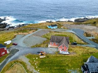 21 Bank Rd, Pouch Cove, NL A0A3L0