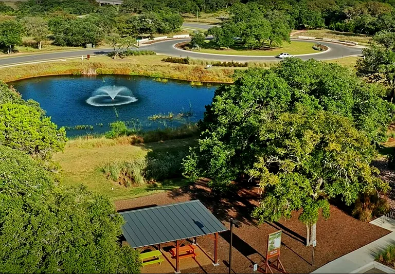 One of several freshwater fishing ponds located right here in Caliterra subdivision.