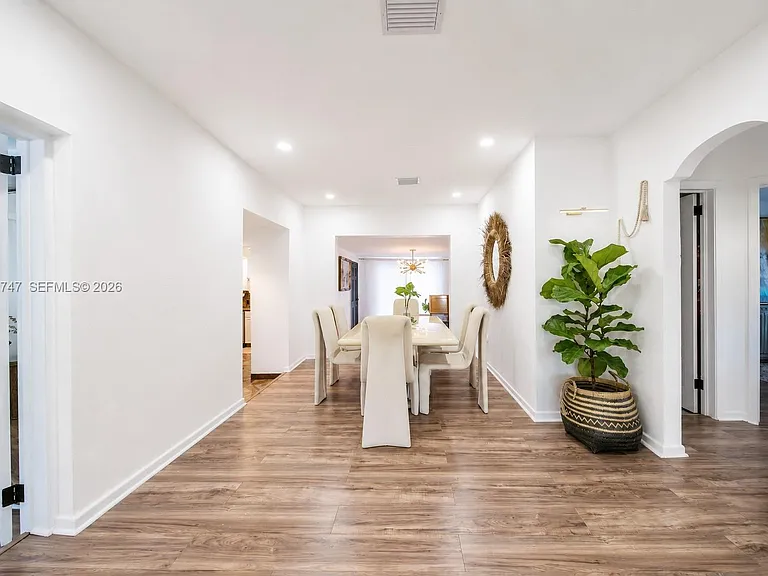 2421 SW 26th Ln — Photo 14