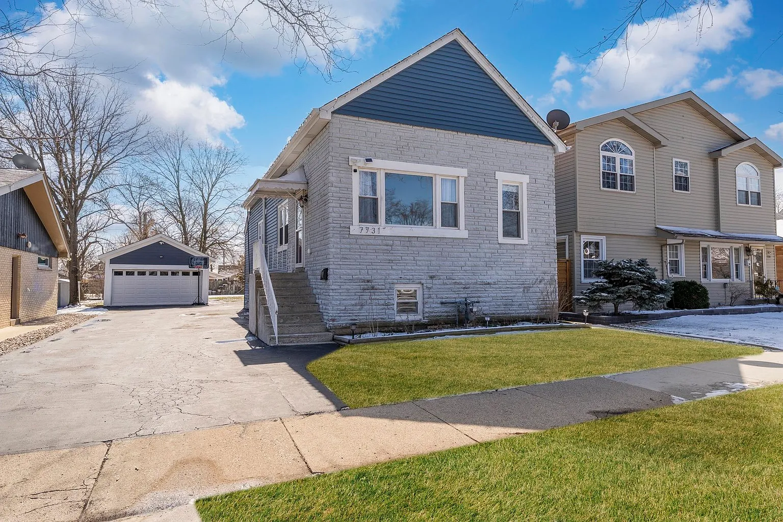 7731 45th Pl photo 1