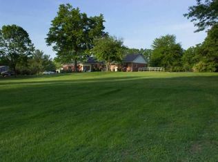 1020 W Saw Mill Rd, Quakertown, PA 18951