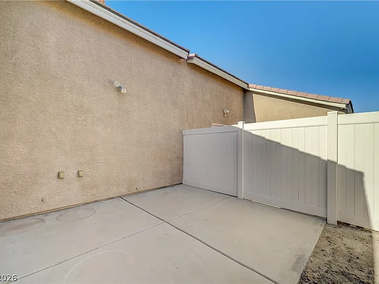 8556 Lakota St — Photo 33