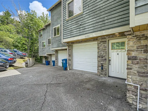 10700 24th Avenue NE #B, Seattle, WA 98125