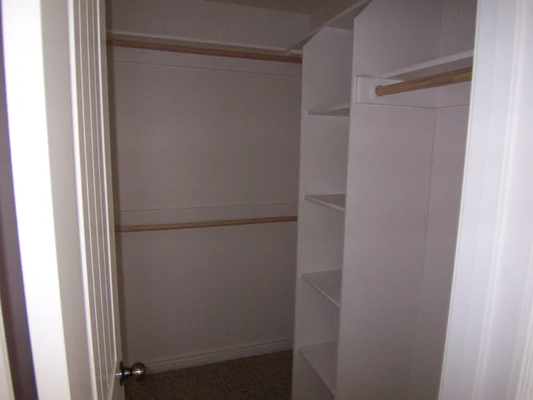 1739 Walkabout Dr — Photo 7