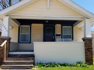 1004 N Neil St, Champaign, IL 61820
