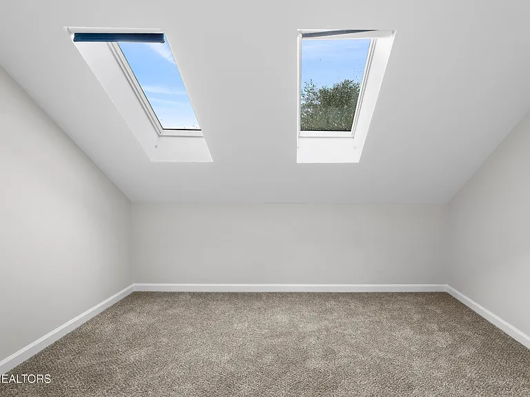 8860 Brucewood Ln — Photo 28