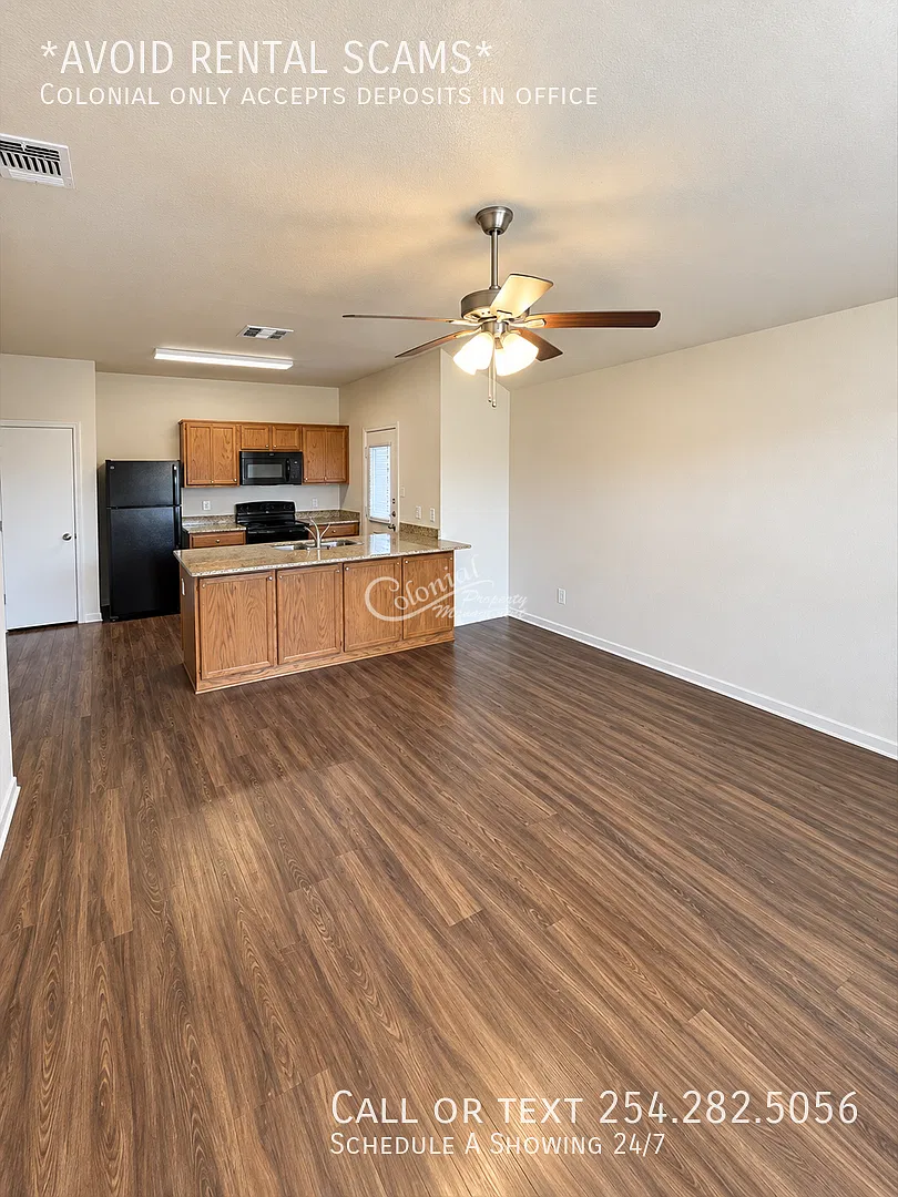 3 bed, 2.0 bath, 1283 sqft, $1,295 — Photo 2