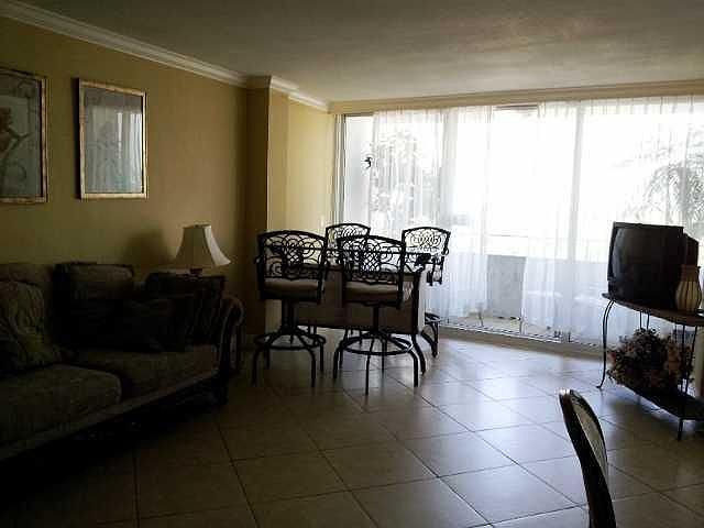 2nd image of 4040 Galt Ocean Dr #1009