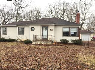 9725 Ridge Heights Rd, Fairview Heights, IL 62208