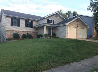 2354 Cedar Dale Ct, Maryland Heights, MO 63043