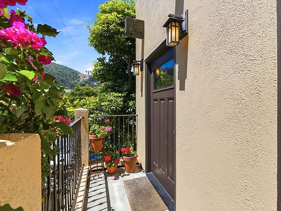 3rd image of 264 Mendocino St