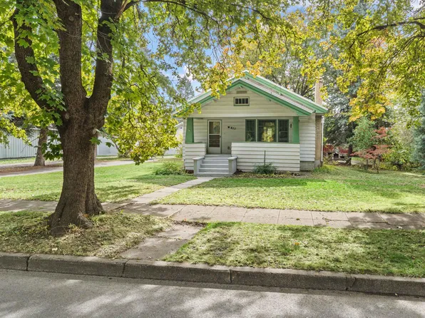 511 W Clay Ave, Chewelah, WA 99109